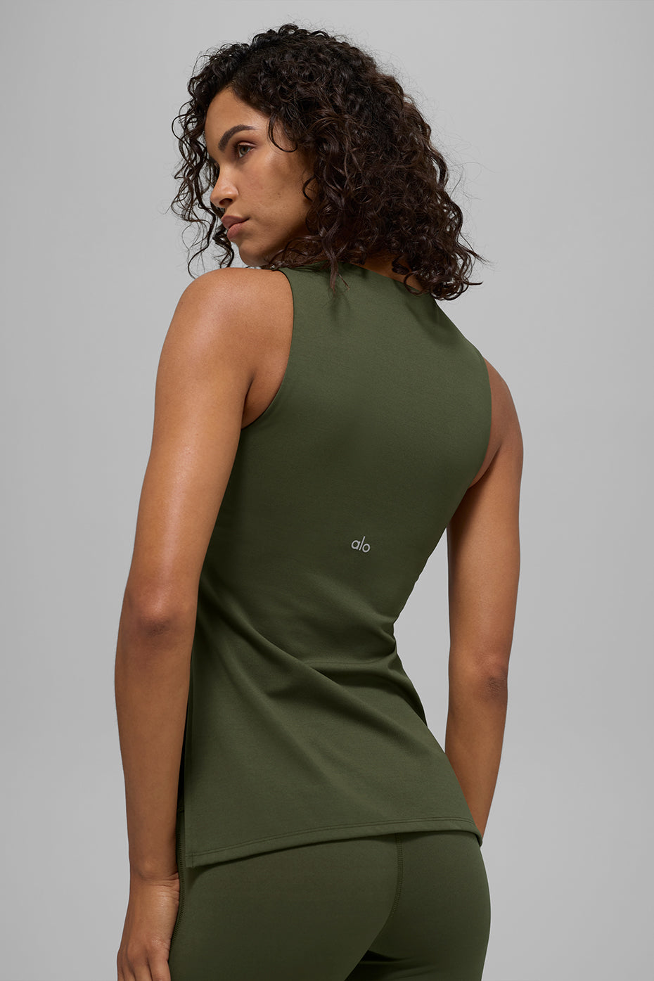 ALO tank top - Softsculpt Precision long "OUT OF STOCK"